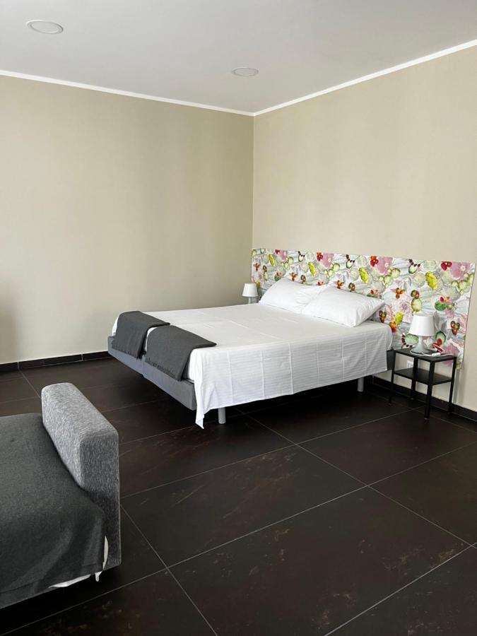 Ferienwohnung Lo Svevo CTA Exterior foto
